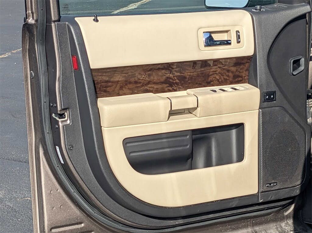 2019_ford_flex-pic-7722014517118748748-1024x768-1-1.jpeg